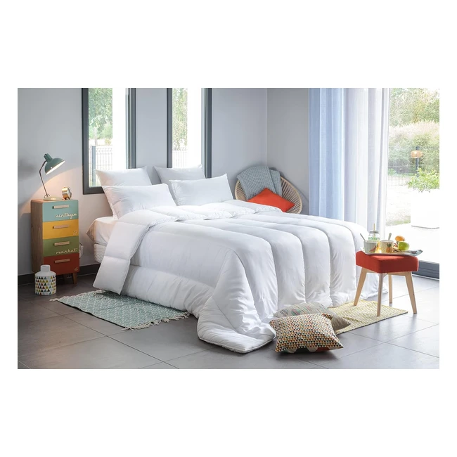 Couette Sérénité anti-acarien, tempérée 300gm, 140x200, lit 1 personne