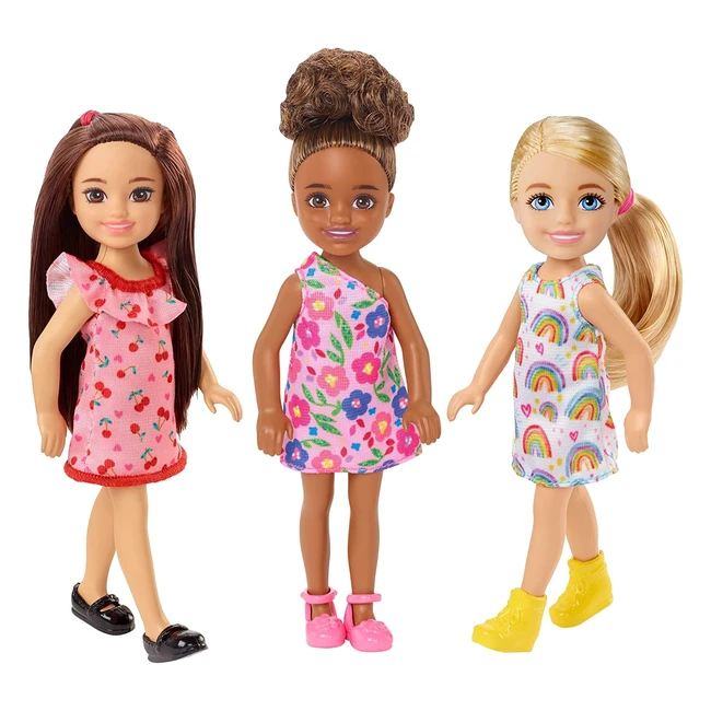 Barbie Chelsea - Confezione Multipla da 3 Bambole, Vestiti Rimovibili e Scarpe - Bambini 3+ - HJV92