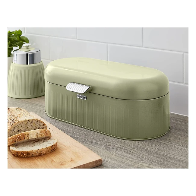 Swan Retro Bread Bin - Green, Generous Storage Capacity, Easy-Opening Lid