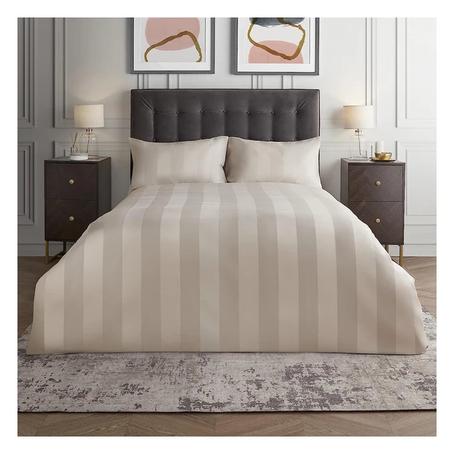 Silentnight Sateen Stripe Duvet Set - Luxury Bedding with Quilt Cover - Soft & Breathable - All Seasons - Single