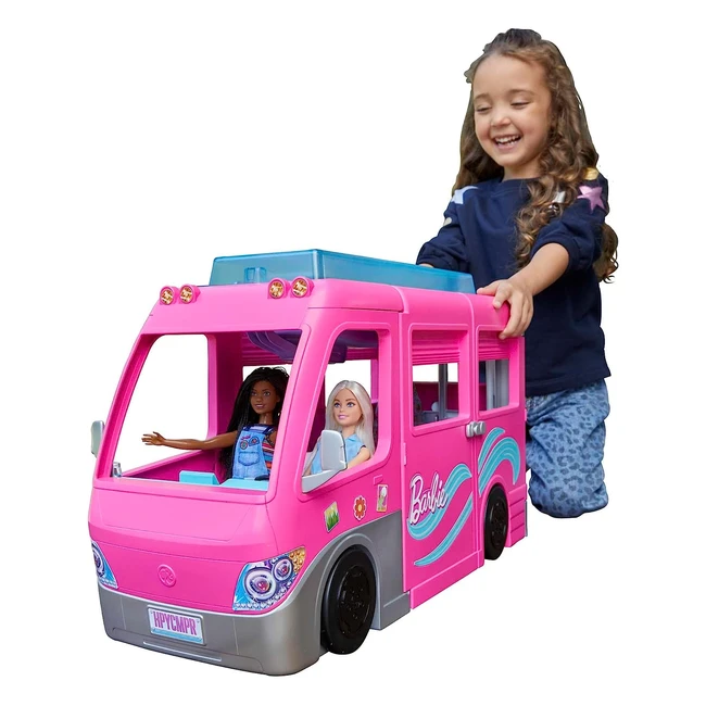 Barbie HCD46 Dream Camper Fahrzeug Spielset ca. 75 cm mit rollenden Rädern 7 Spielbereiche Pool Rutsche und 60 Camping-Zubehör Geschenk für Kinder ab 3 Jahren