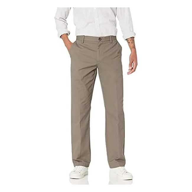 Amazon Essentials Men's Classic-Fit Wrinkle-Resistant Chino Trousers - Taupe, 38W x 30L