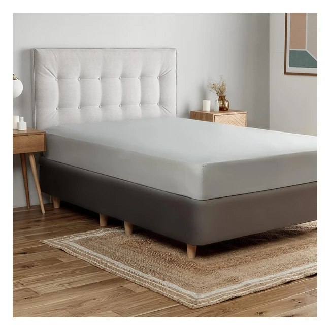 Silentnight Cotton Rich Double Fitted Sheet - Silver Grey - 28cm Deep - Machine Washable - Double 190x135cm