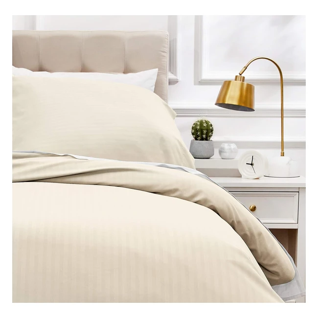 Amazon Basics Deluxe Bettwäscheset aus Mikrofaser 135x200cm 2 Stück beige gestreift