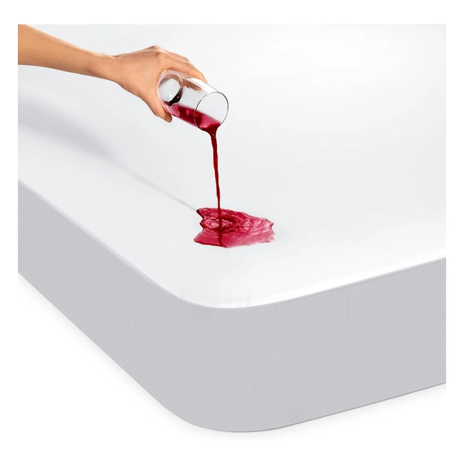 Coprimaterasso Dreamzie 60x120 cm Impermeabile e Resistente Protezione Ottimale