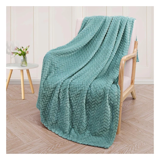 Exclusivo Mezcla Large Flannel Fleece Throw Blanket 127x178 cm - Soft Jacquard W